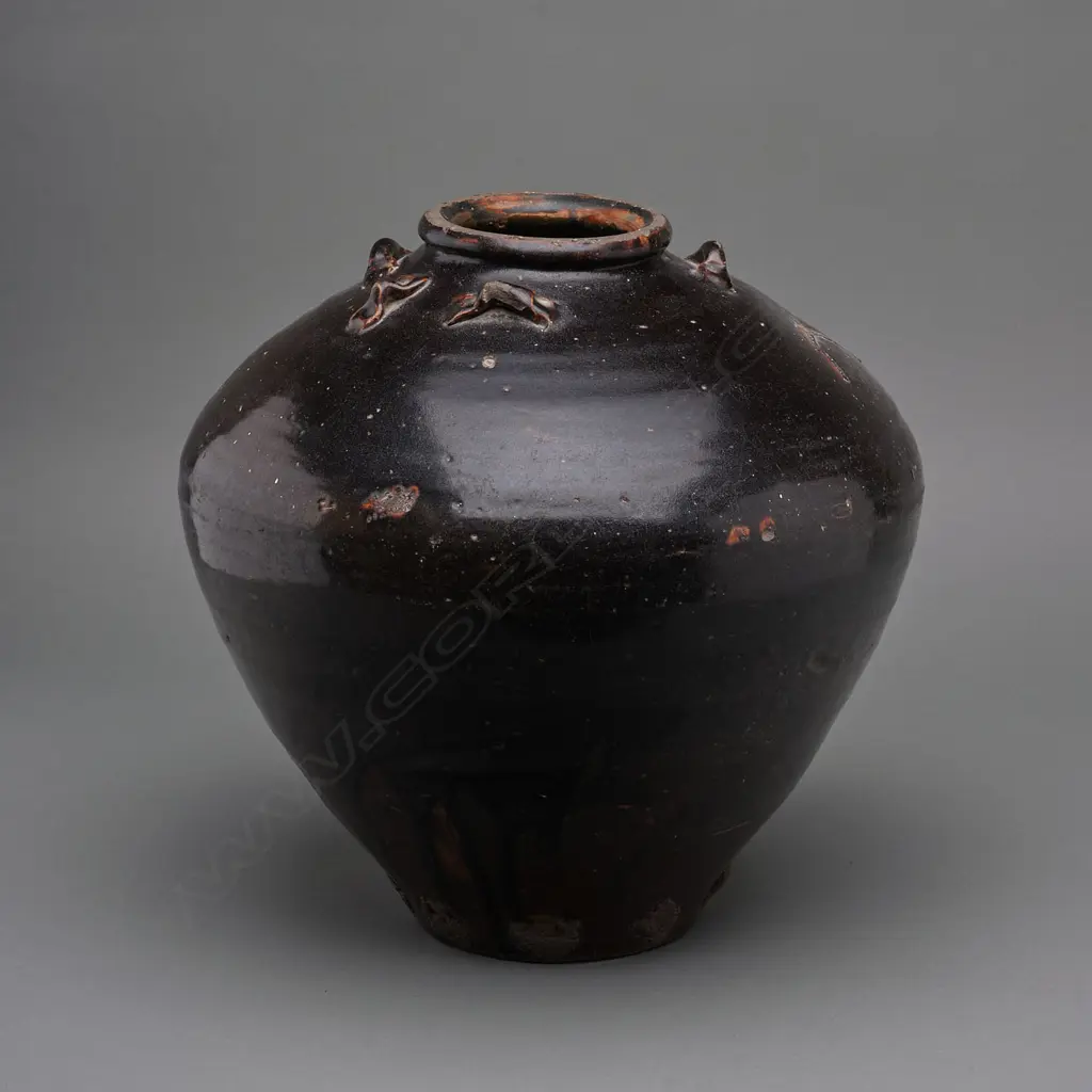 A Japanese Shigaraki stoneware tea leaf jar (chatsubo), Image 1++